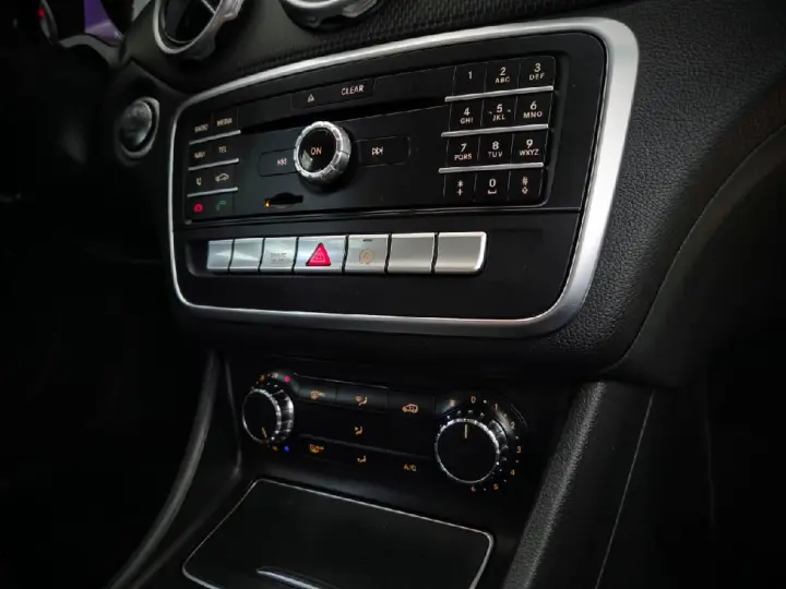 GLA 200 1.6 CGI STYLE 16V TURBO FLEX 4P AUTOMATICO