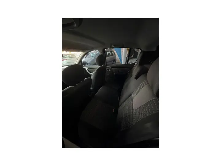 SANDERO 1.6 PRIVILÉGE 16V FLEX 4P AUTOMÁTICO