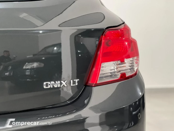 ONIX HATCH LT 1.0 8V FlexPower 5p Mec.
