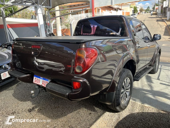 L 200 Triton 3.2 16V HPE 4X4 CABINE DUPLA TURBO DIESEL INTER
