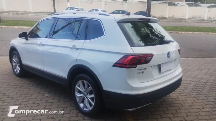 Tiguan Allspace 1.4 16V 4P TSI 250 FLEX TURBO COMFORTLINE AU