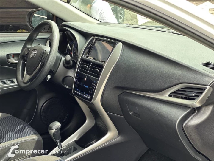 YARIS 1.5 16V FLEX SEDAN XL PLUS CONNECT MULTIDRI