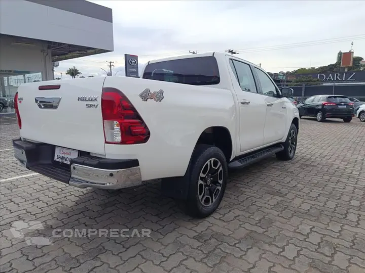 HILUX 2.8 D-4D TURBO DIESEL CD SRV 4X4 AUTOMÁTICO