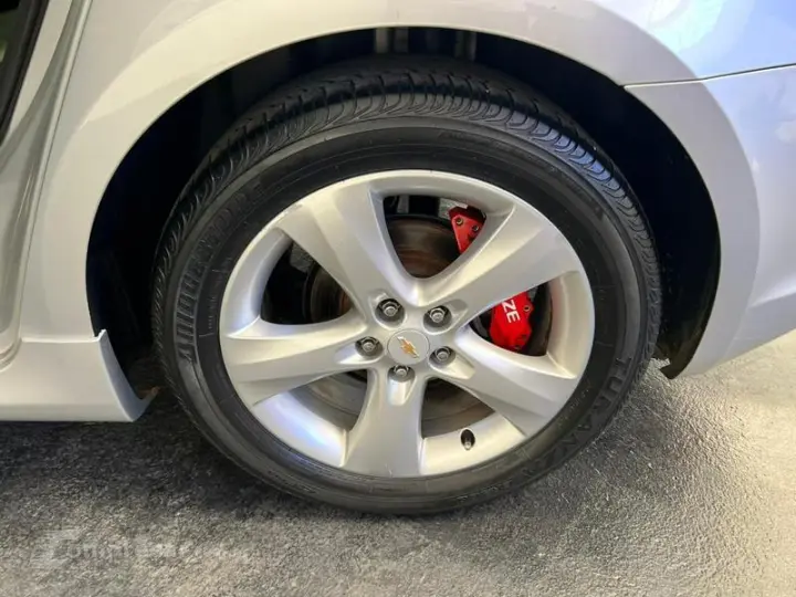 CHEV CRUZE LTZ HB AT