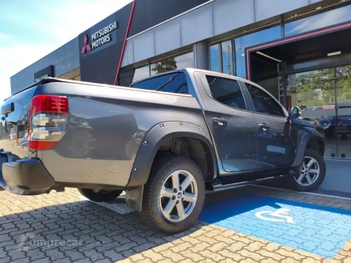 TRITON 2.4 Biturbo CD HPE 4X4