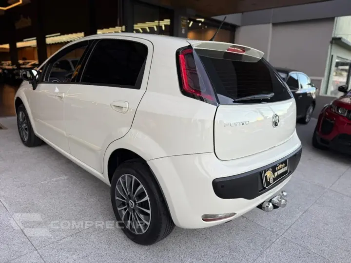 PUNTO 1.4 ATTRACTIVE 8V FLEX 4P MANUAL