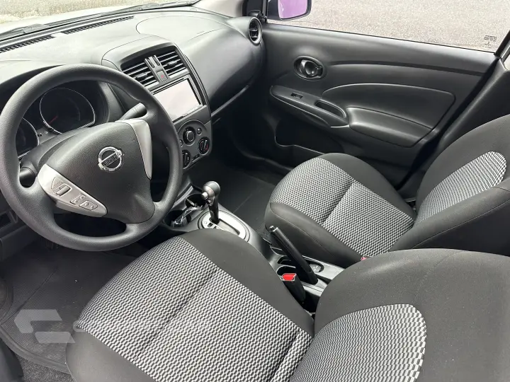 VERSA 1.6 16V V-drive Special Edition