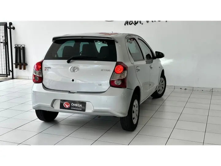 ETIOS 1.3 X 16V FLEX 4P MANUAL