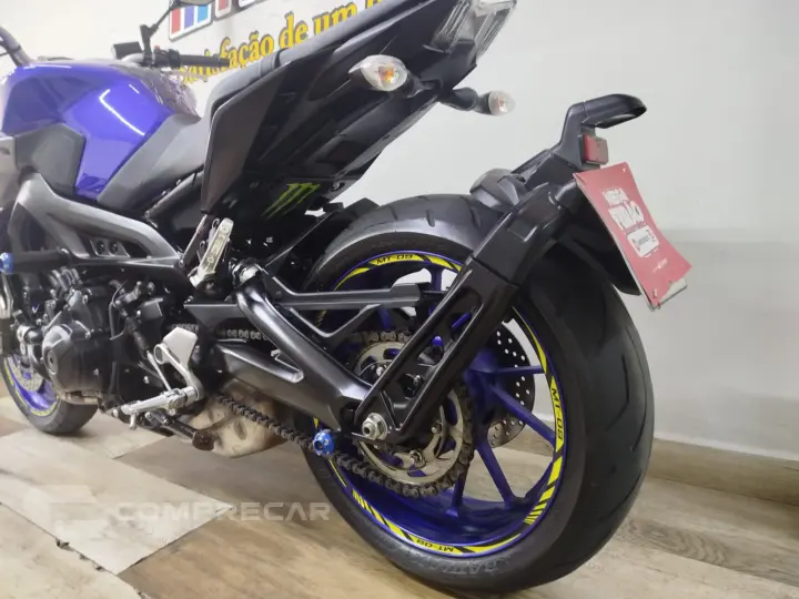 MT 09