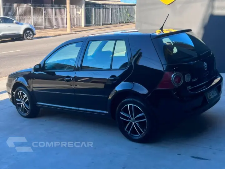 Golf 2.0/ 2.0 Mi Flex Aut/Tiptronic.