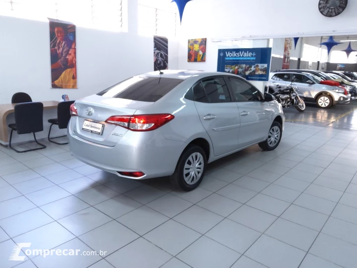YARIS 1.5 16V FLEX SEDAN XL LIVE MULTIDRIVE