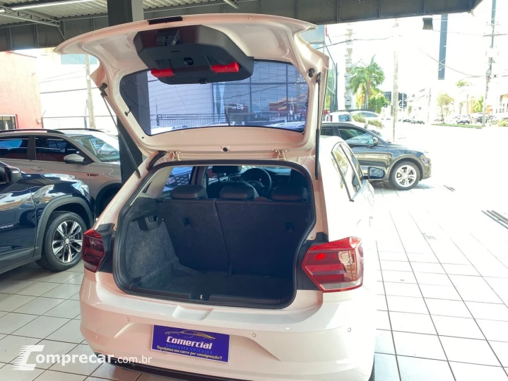 VOLKSWAGEN POLO 1.0 200 TSI HIGHLINE
