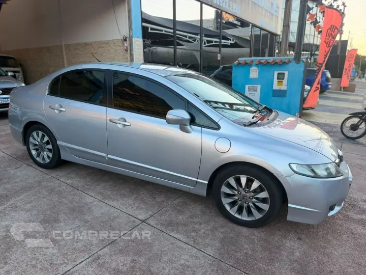 Civic Sed. LXL/LXL SE 1.8 Flex 16V Mec.