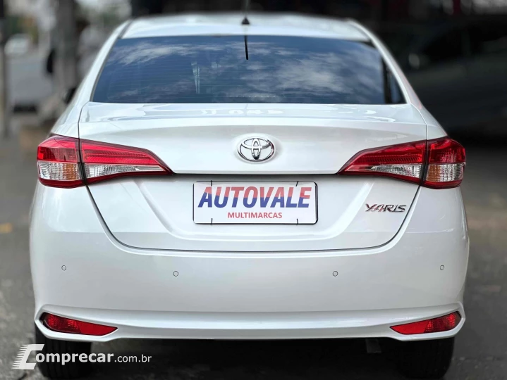 YARIS 1.5 16V FLEX SEDAN XL LIVE MULTIDRIVE