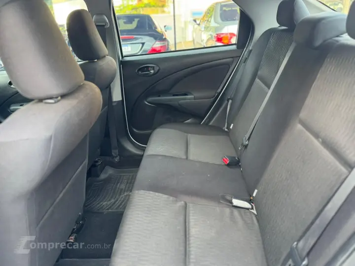 ETIOS 1.5 XS Sedan 16V