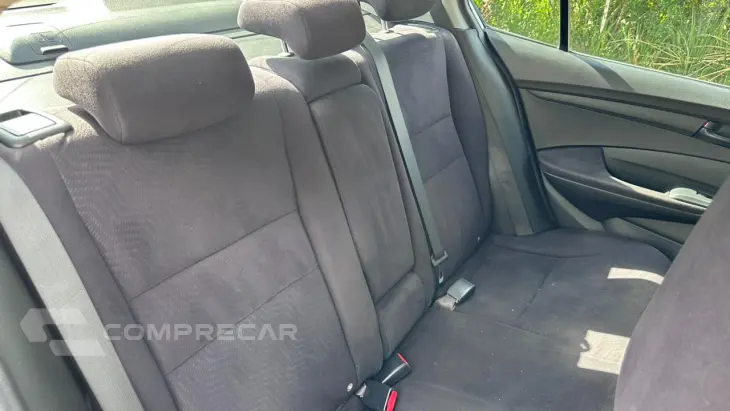 CITY 1.5 LX Sedan 16V