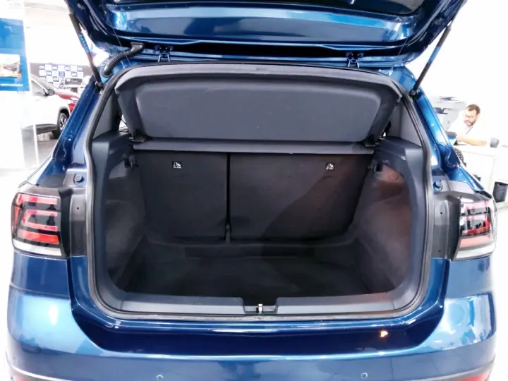 T-CROSS 1.0 200 TSI TOTAL FLEX AUTOMÁTICO