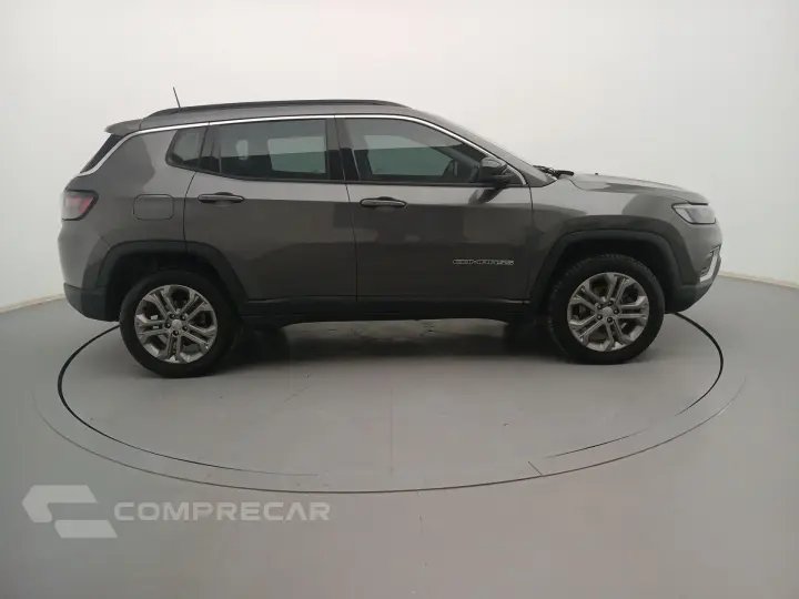 COMPASS 2.0 TD350 TURBO DIESEL LONGITUDE AT9