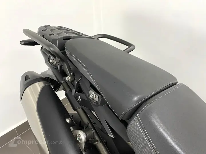 TRIUMPH TIGER 800 XRX