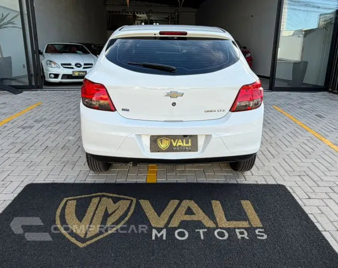 ONIX HATCH LTZ 1.4 8V FlexPower 5p Aut.