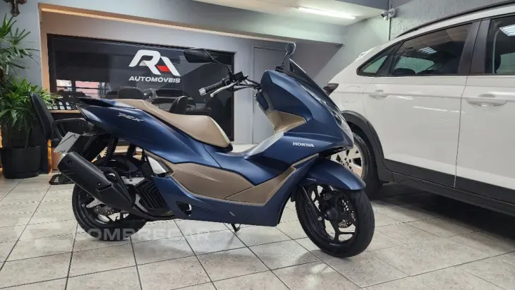 PCX 160 DLX