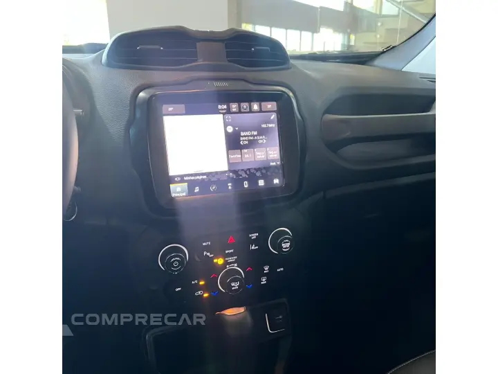 RENEGADE 1.3 T270 TURBO FLEX LONGITUDE AT6