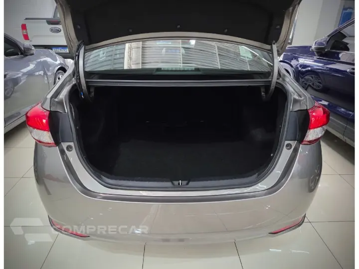 YARIS 1.5 16V FLEX SEDAN XL PLUS TECH MULTIDRIVE