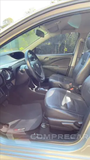 ETIOS 1.5 PLATINUM SEDAN 16V FLEX 4P AUTOMÁTICO