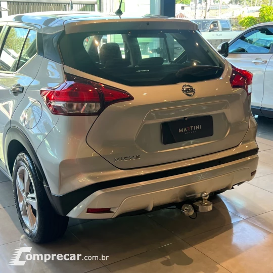 KICKS Active S 1.6 16V Flex Aut.