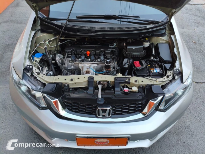 Civic 2.0 16V 4P LXR