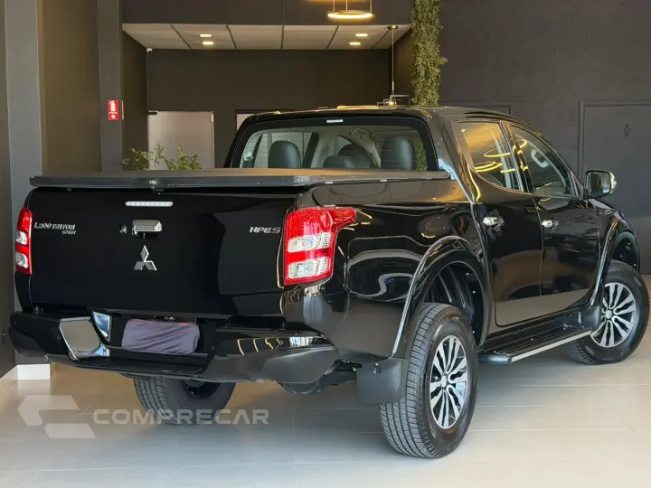 L200 TRITON 2.4 16V Turbo Sport HPE TOP CD 4X4