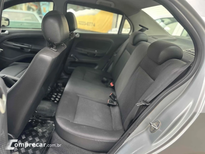 VOYAGE 1.6 MI TRENDLINE 8V FLEX 4P MANUAL