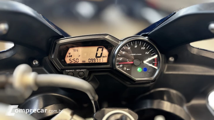 FAZER 600