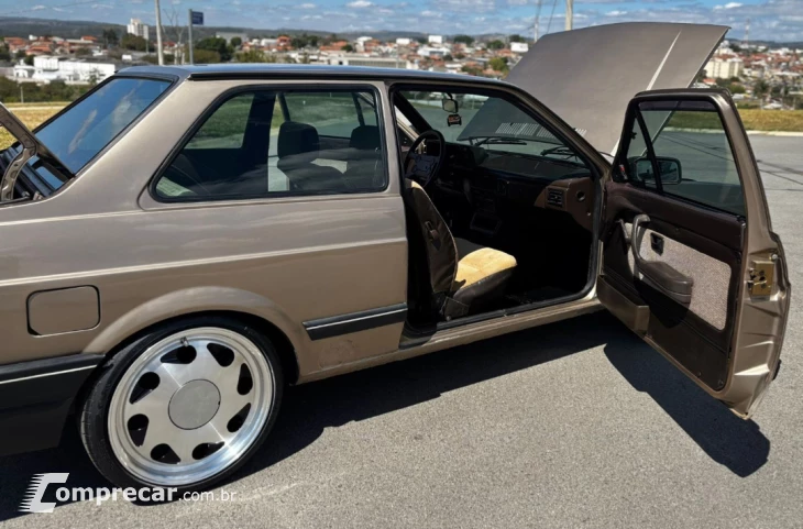 VOYAGE 1.6 S 8V