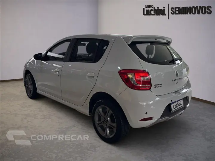 SANDERO 1.6 GT LINE LIMITED FLEX 4P MANUAL