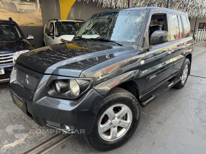 PAJERO TR4 2.0 4X4 16V 140CV FLEX 4P AUTOMÁTICO
