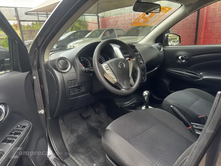 Versa Sedan 1.6 16V 4P SV FLEX XTRONIC AUTOMÁTICO CVT