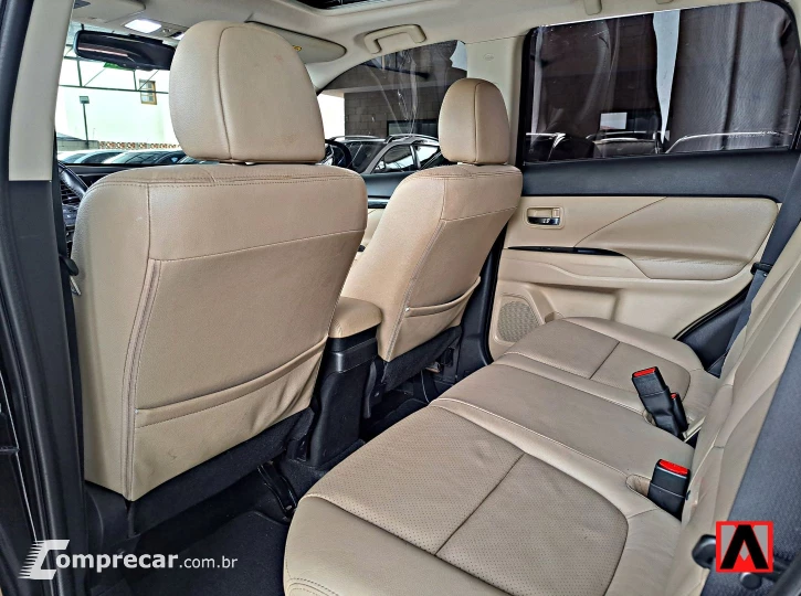 OUTLANDER 3.0 4X4 V6 24V