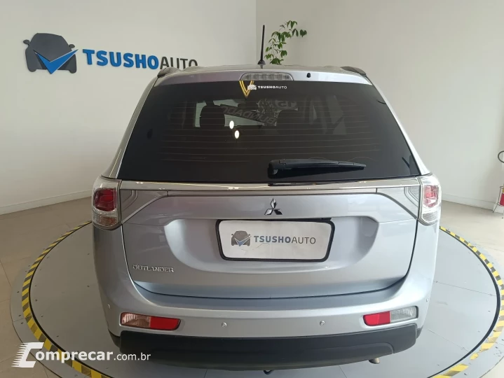 OUTLANDER 2.0 16V 4P AUTOMÁTICO