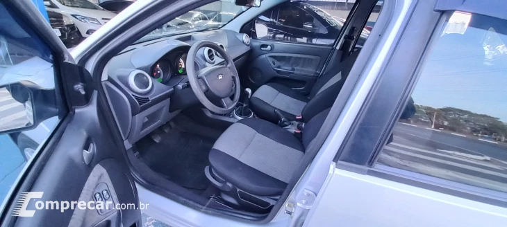 FIESTA 1.6 MPI Sedan 8V