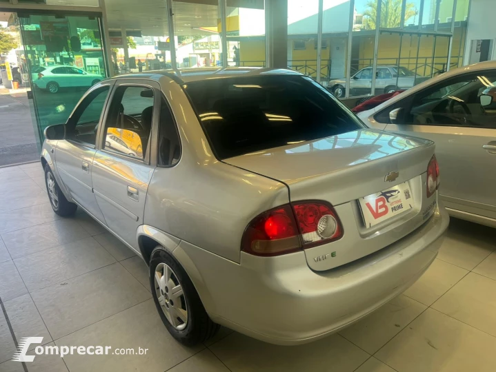 CLASSIC 1.0 MPFI LS 8V FLEX 4P MANUAL