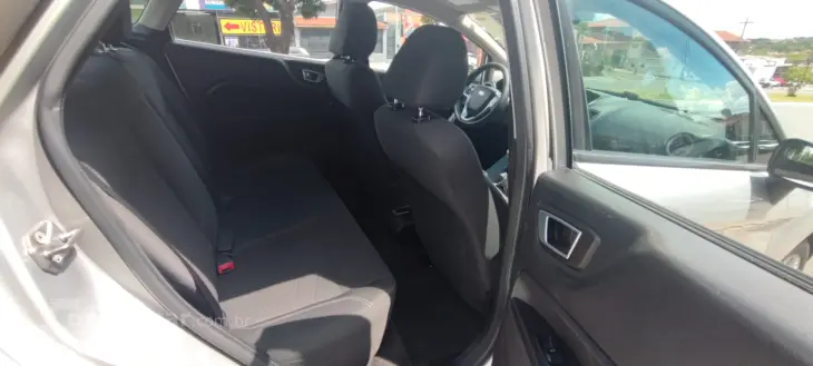 FIESTA 1.6 SE Sedan 16V