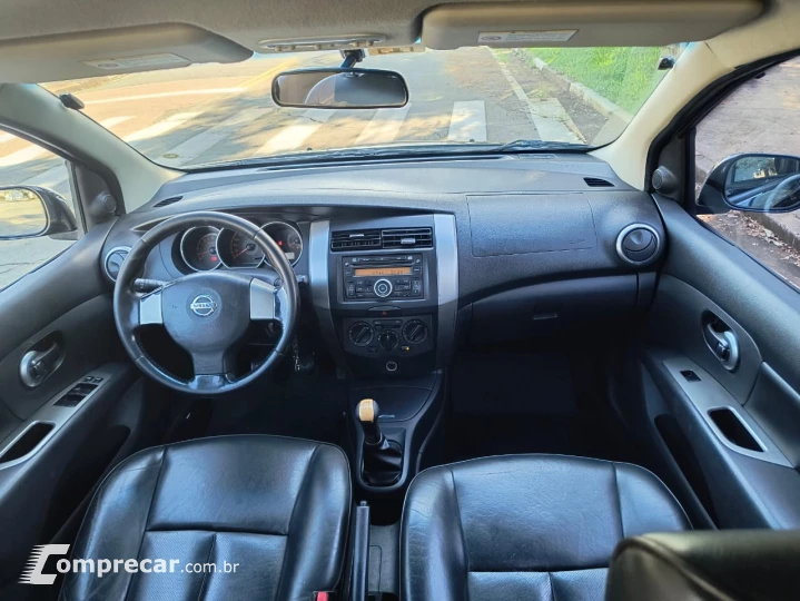LIVINA 1.6 S X-gear 16V