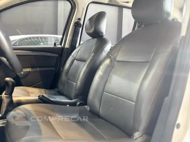 DUSTER - 1.6 DYNAMIQUE 4X2 16V 4P MANUAL