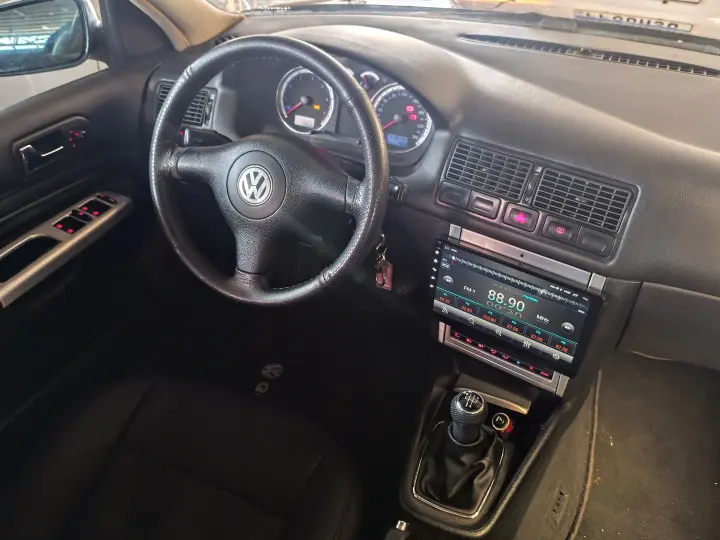 GOLF 1.6 MI FLASH 8V FLEX 4P MANUAL