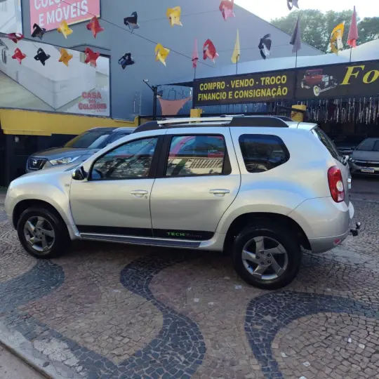 DUSTER TECHROAD 2.0 Hi-Flex 16V Aut.