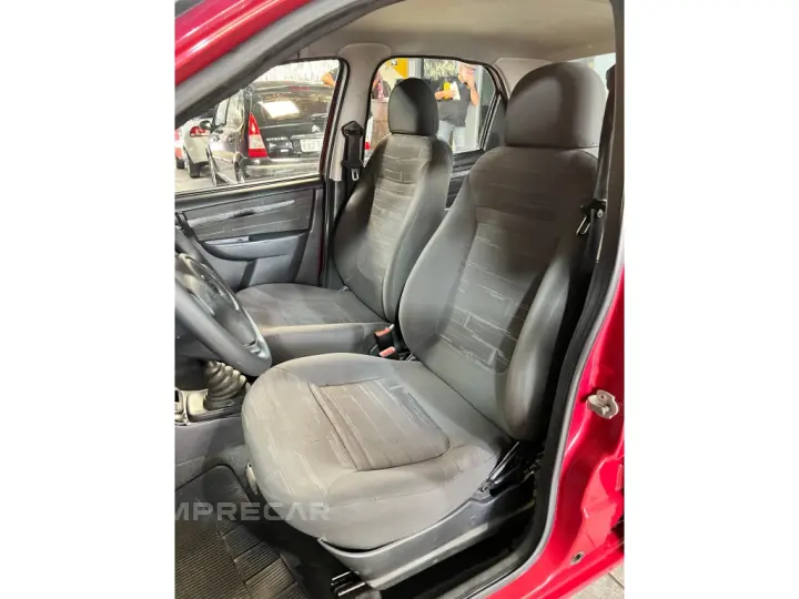 PRISMA 1.4 MPFI MAXX 8V FLEX 4P MANUAL