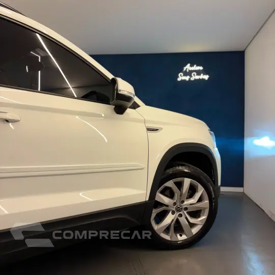 TAOS Comfortline 1.4 250 TSI Flex Aut.