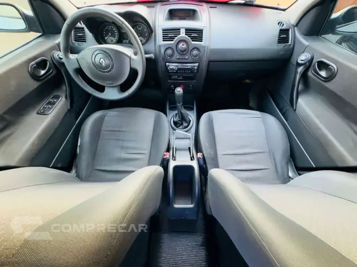 Megane Sedan 1.6 16V 4P FLEX EXPRESION