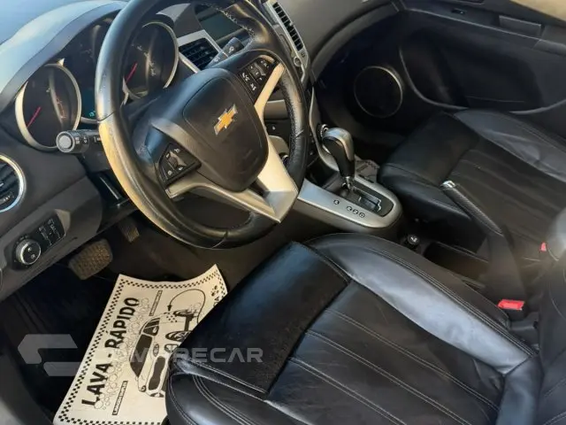 CRUZE SEDAN - 1.8 LT 16V 4P AUTOMÁTICO